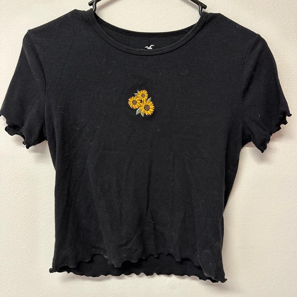 Hollister Women’s crop Top